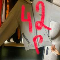 Продам качественные вещи! В хорошем состоянии! Не дорого, в Омске