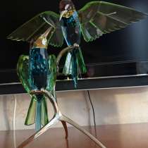 Продам Сваровски. Две большие птички. Цена по каталогу. Бе, в Москве