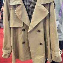 Укороченный тренч, в Москве