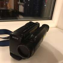 Видеокамера Sony CCD-TR330E, в Уфе