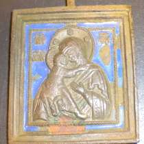 Старинная бронзовая иконка Владимирская богоматерь, в Владимире