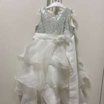 Платье нарядное, в Домодедове