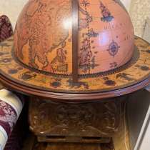 Глобус Италия, в Москве