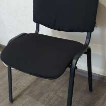 Продам офисные стулья бу в хорошем состоянии, в Челябинске