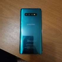 Телефон Samsung s10+, в Москве