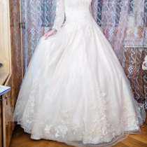 Шикарное свадебное платье, в Химках