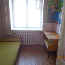 Продам двухкомнатную квартиру в центре Радуги, в Кемерове