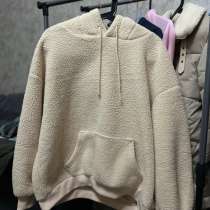 Продам плюшевое худи женское, в Ростове-на-Дону