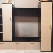 Продам стенку. Состояние отличное. Самовывоз, в Москве
