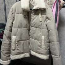Продам куртку женскую демисезонную, в Ростове-на-Дону