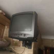 Телевизор Samsung с подвесной подставкой, в г.Кременчуг