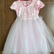 Продается платье нарядное для девочки в отличном состоянии, в Тихорецке