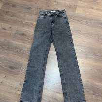 На продажу вылетают женские вещи, в Екатеринбурге