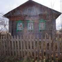 Бревенчатый дом в тихой деревне, с круглогодичным подъездом, в Москве