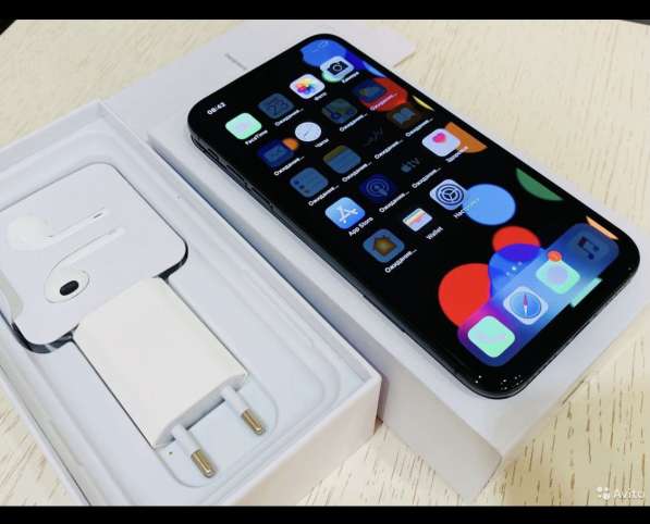 IPhone X 64gb в Санкт-Петербурге