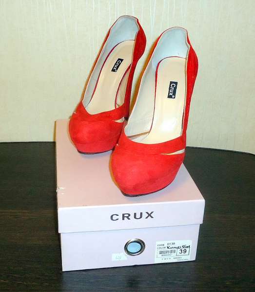 Туфли женские замшевые красные, размер 40-41 в Москве