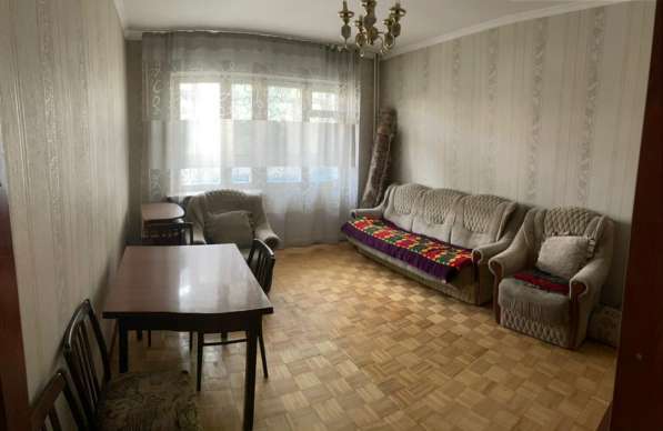 Продается 2 комнатная квартира в центре города Бишкек в фото 6