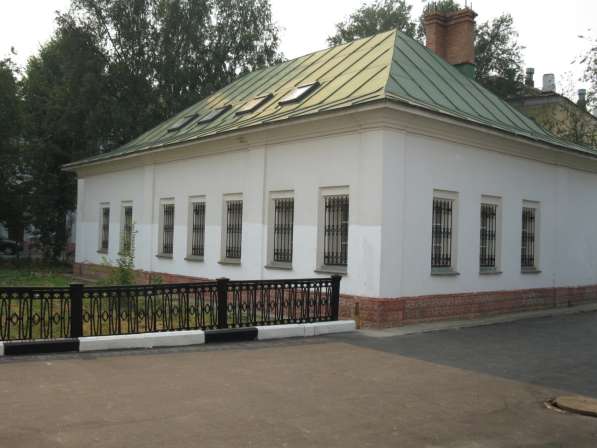 Офисне здание на Волжской наб в Ярославле