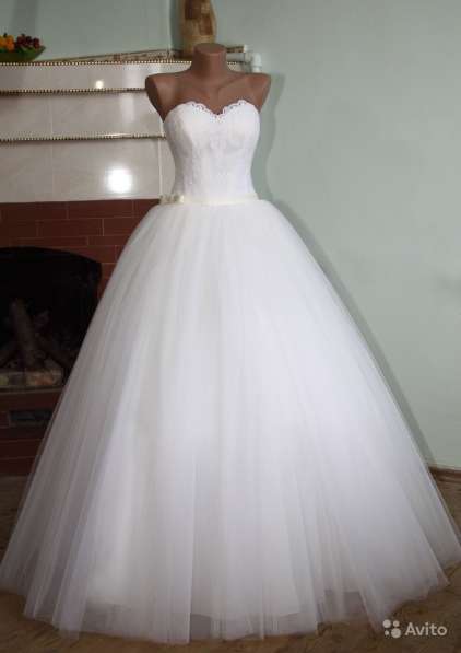 Классическое свадебное платье, новое в Симферополе фото 4