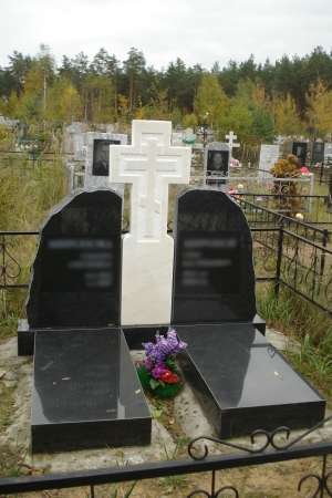 Надгробные памятники из гранита в Владимире фото 4