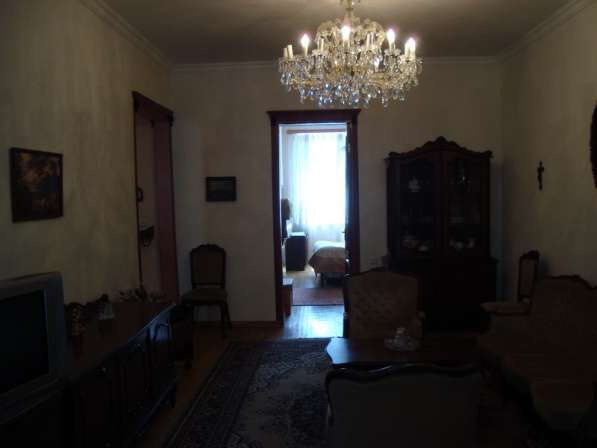 Квартира, 2 комнатная, Ереван, На пр. Комитаса в фото 11
