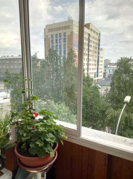 Продам 3-х комнатную квартиру в Центральном округе в Новосибирске фото 4