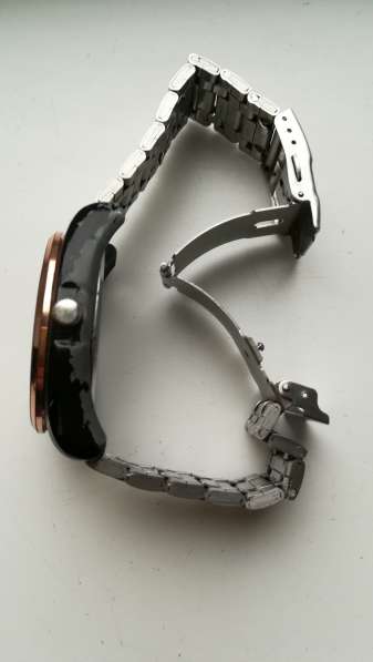 Часы ''Armani''мужские б/у с хромированным браслетом в фото 5