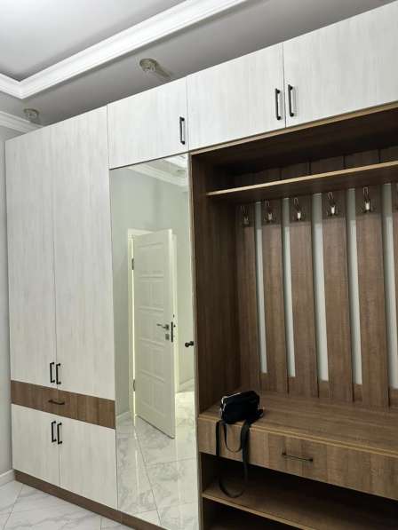 Сдаётся З-х комнатная квартира-студия. Район университет Ала в фото 9