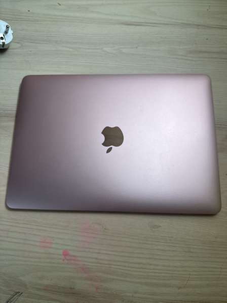 Macbook