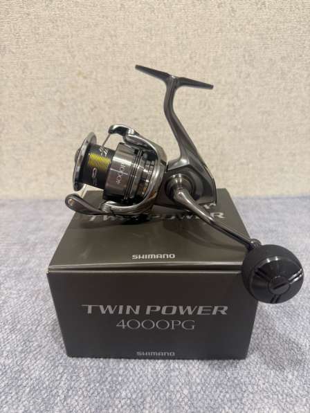 Shimano 24 Twin Power 4000PG