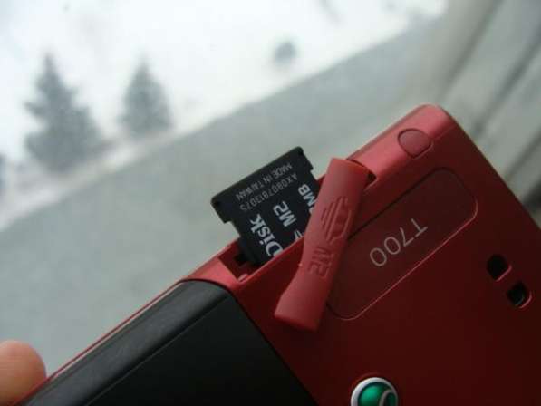 Новый Sony Ericsson T700i (оригинал, комплект) в Москве фото 6