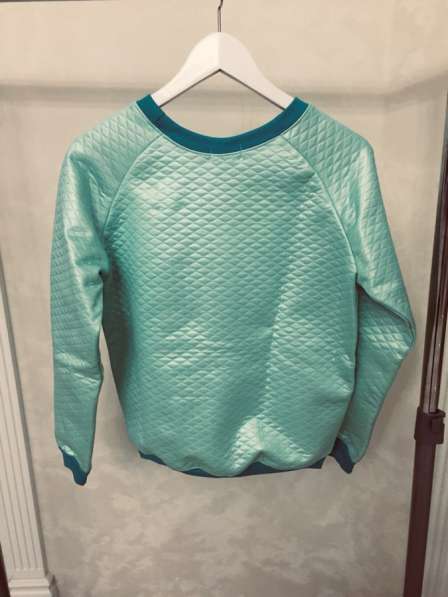 Свитшот в Москве