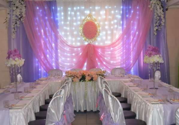 Оформление свадебного зала тканями, цветами, шарами в Пензе фото 12