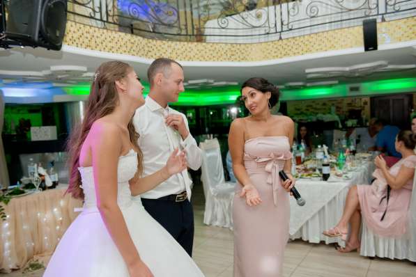 Ведущая. Тамада на свадьбу в фото 39