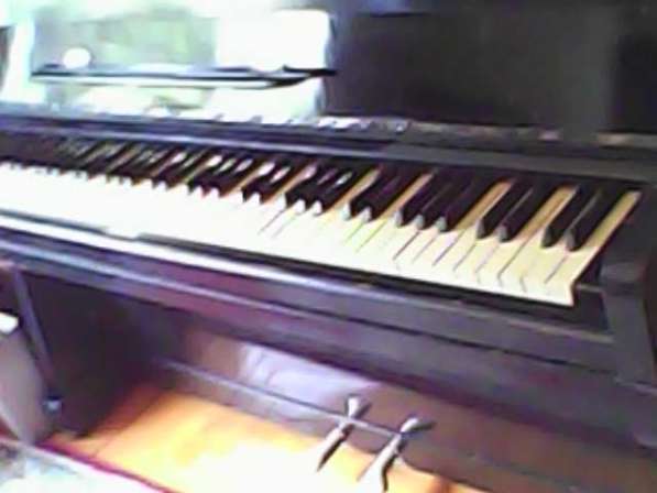 Подарю пианино в Ялте фото 3