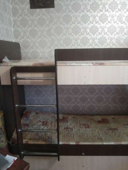 Продам двухъярусную кровать в Чите