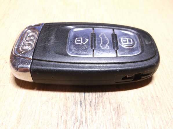 8T0 959 754 D Чип ключ Audi 3 кнопки 868MHz в Волжский фото 11