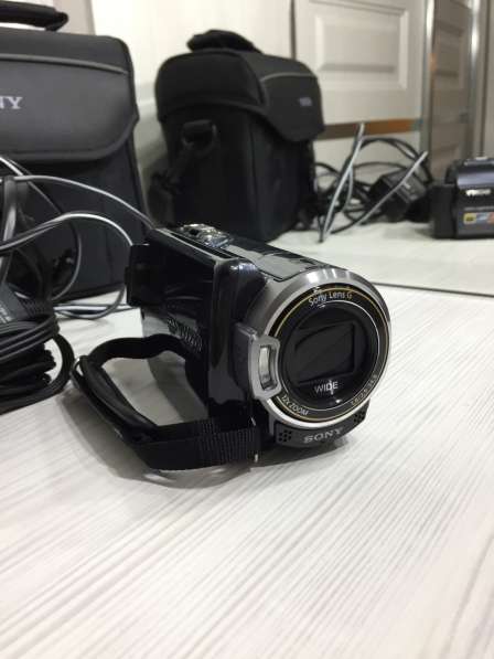 Видеокамера sony HDR-CX300E/CX305E в Самаре