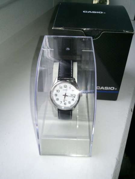 Продаю женские часы CASIO