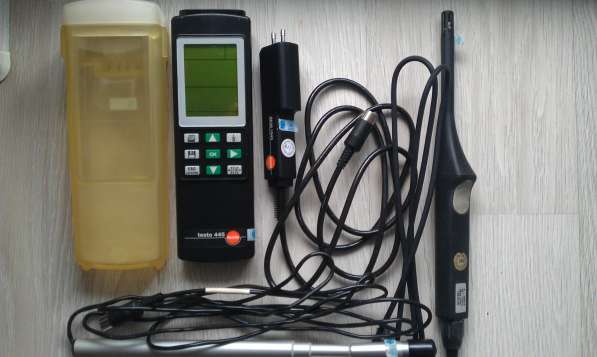 Многофункциональный прибор Testo 445 в комплекте