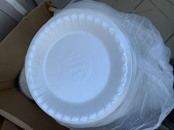 Тарелка одноразовая