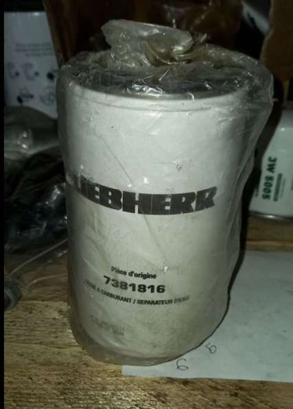 Фильтр топливный liebherr 7381816
