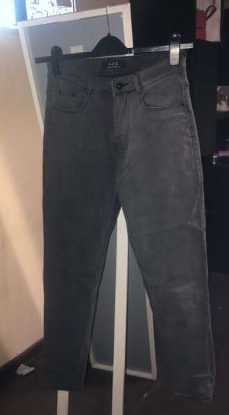 Джинсы 27размер