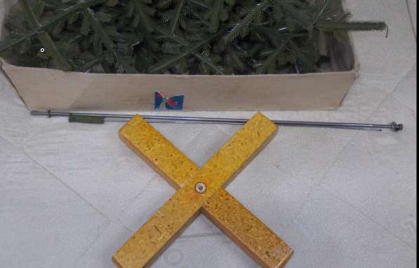 Большая елка ссср в Братске