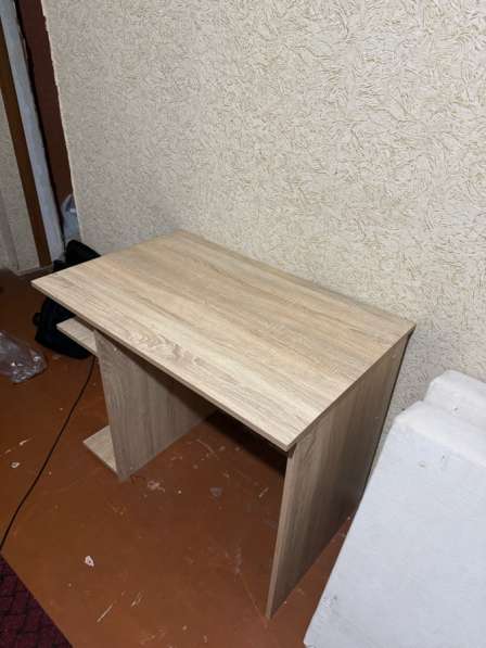 Стол письменный б/у