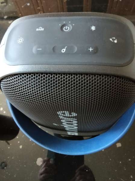 Продам блютуз колонку Anker в