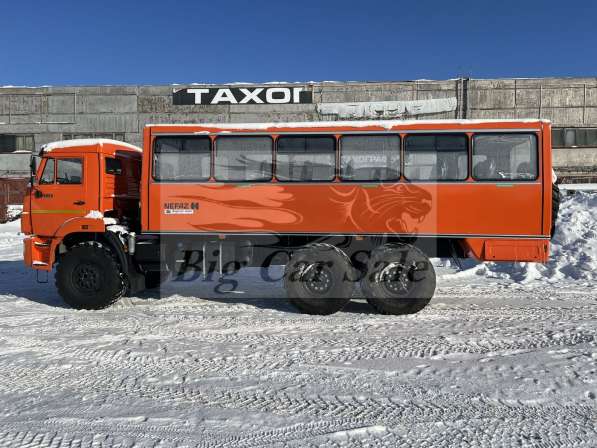 Вахтовый автобус НЕФАЗ 4208 в Красноярске