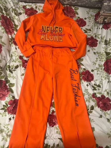 Женский спортивный костюм в Санкт-Петербурге