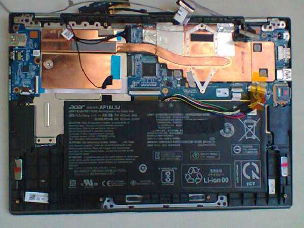 Acer Spin 1 SP111-32N Крышка матрицы в Москве фото 8