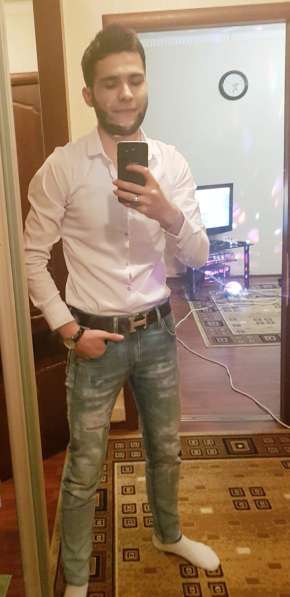 Jora, 27 лет, хочет пообщаться